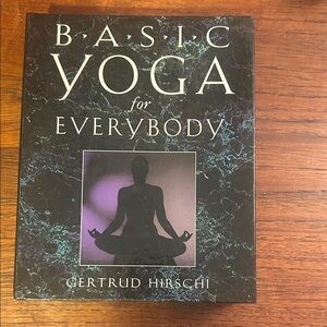 Basic Yoga for Everybody by Gertrud Hirschi - Black Cover